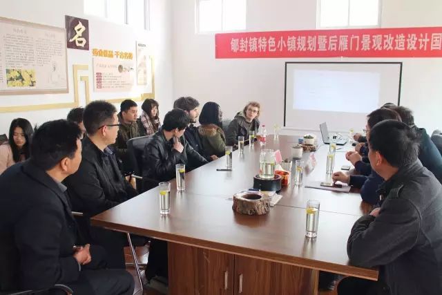 一批批參觀團(tuán)為何頻頻到云臺冰菊基地參觀？